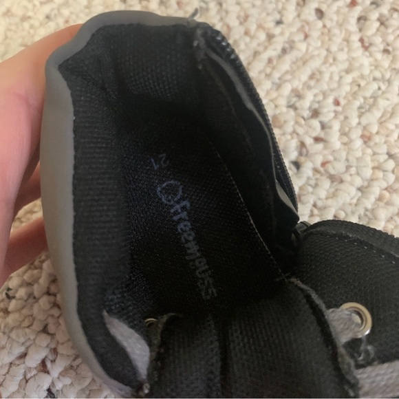 ✨2/$30✨ Toddler Freemouss boots - Picture 8 of 8